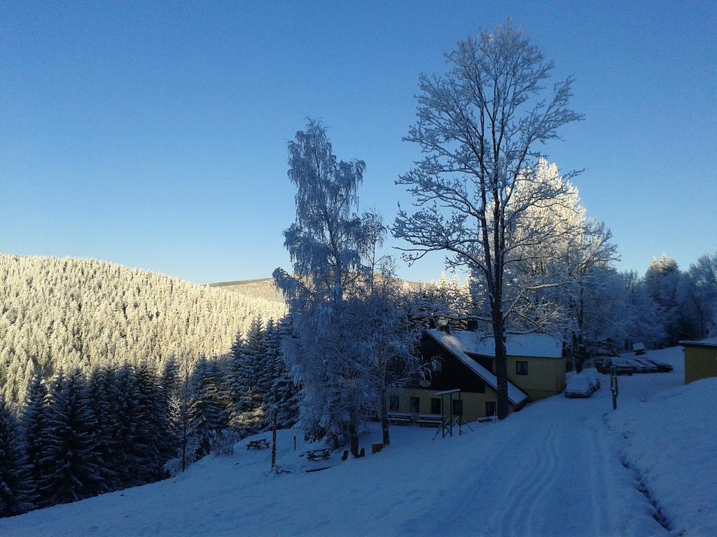 Chata Jawa Hotel Strazne Bagian luar foto